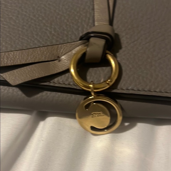 Cream/Tan Leather wallet elegant for any occasion. - Picture 2 of 5